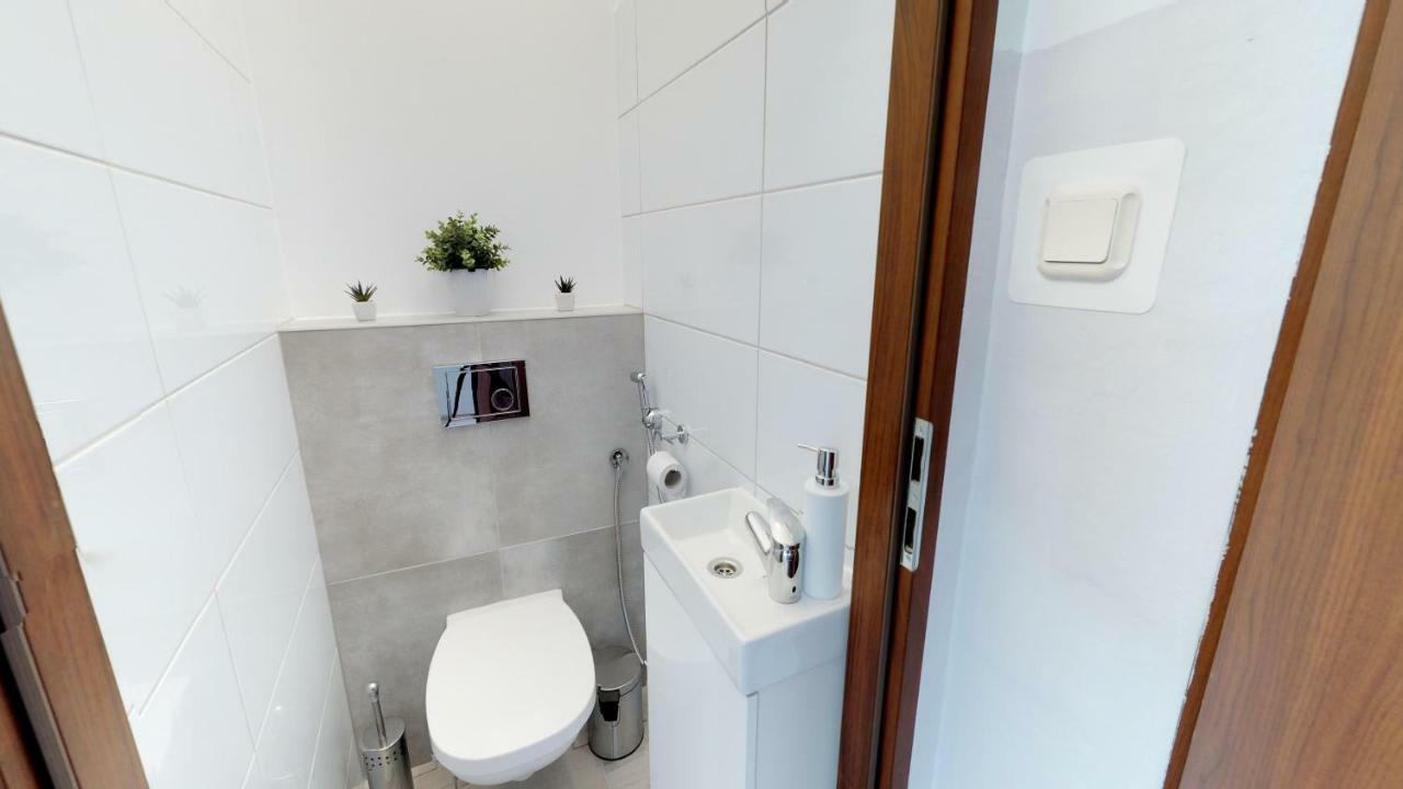 New Whitehouse Rooms Gdańsk Buitenkant foto